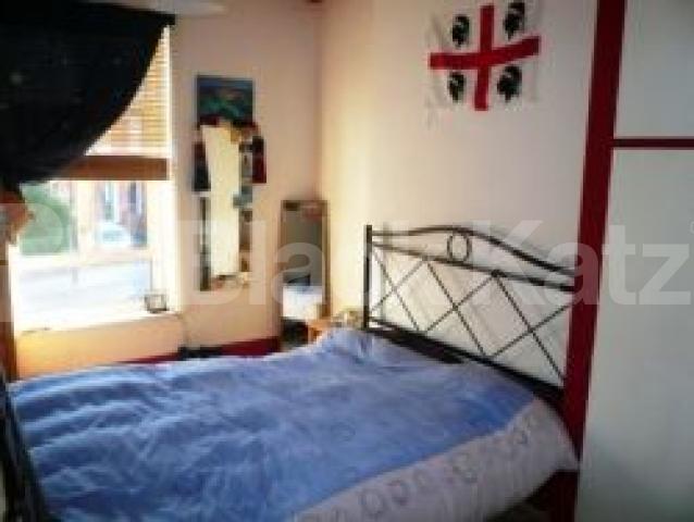 			2 Bedroom, 1 bath, 1 reception Flat			 Palace Gates Road, ALEXANDRA PALACE N22